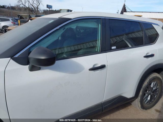 5N1BT3AA3NC716479 Nissan Rogue S Fwd