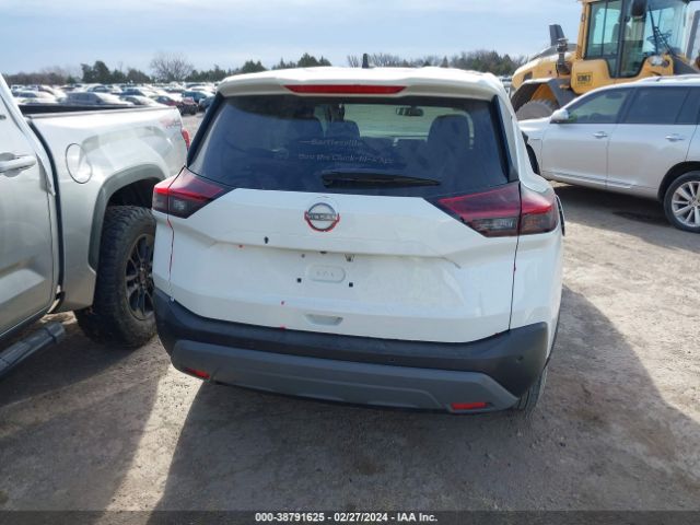 5N1BT3AA3NC716479 Nissan Rogue S Fwd