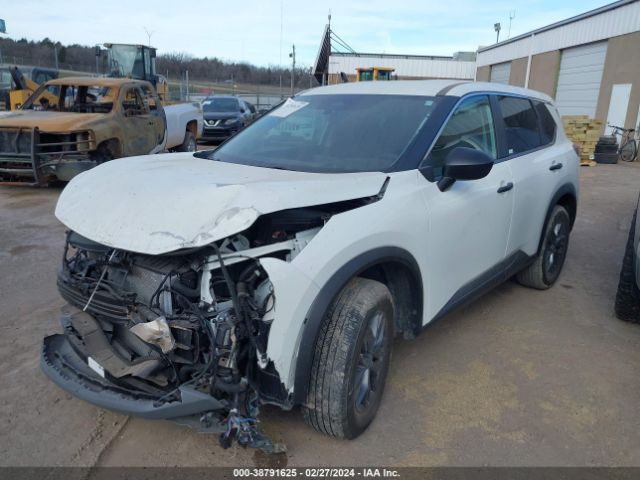 5N1BT3AA3NC716479 Nissan Rogue S Fwd