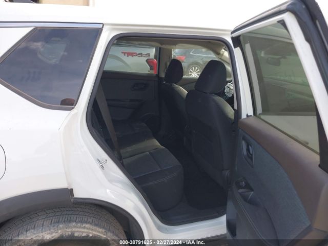 5N1BT3AA3NC716479 Nissan Rogue S Fwd