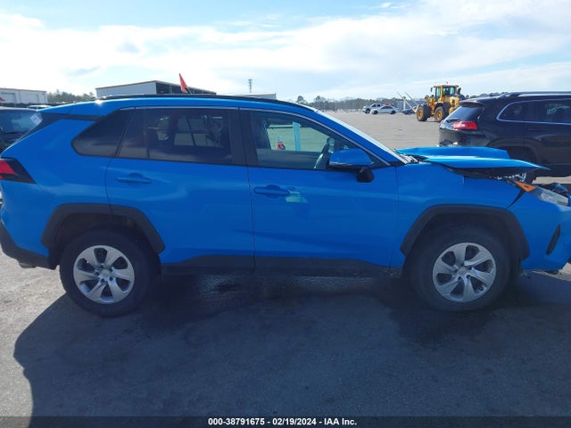 Toyota RAV4 LE 2020 2T3G1RFV3LC138071 Image 13