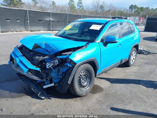 Toyota RAV4 LE 2020 2T3G1RFV3LC138071 Image 2