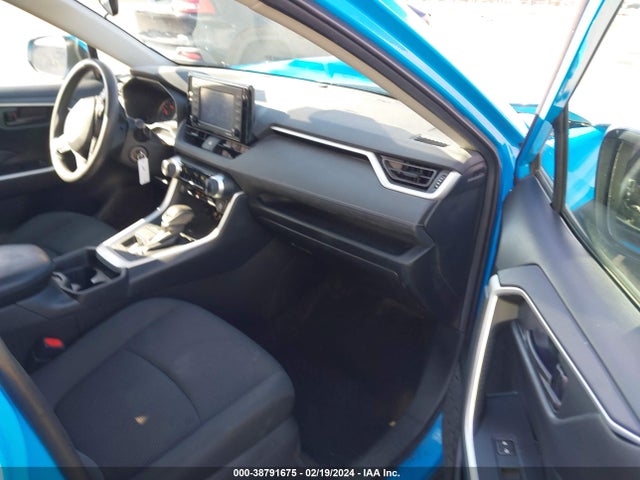 Toyota RAV4 LE 2020 2T3G1RFV3LC138071 Image 5