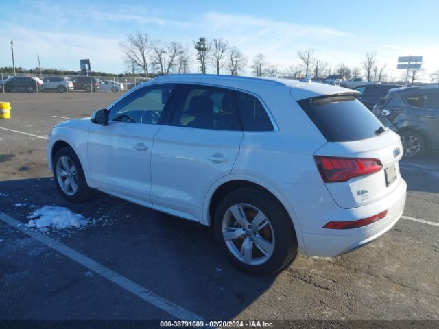 2019 AUDI Q5 WA1BNAFY6K2051811 Photo 2