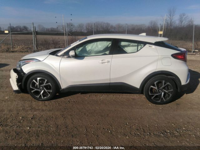 NMTKHMBX7JR030936 Toyota C-HR XLE