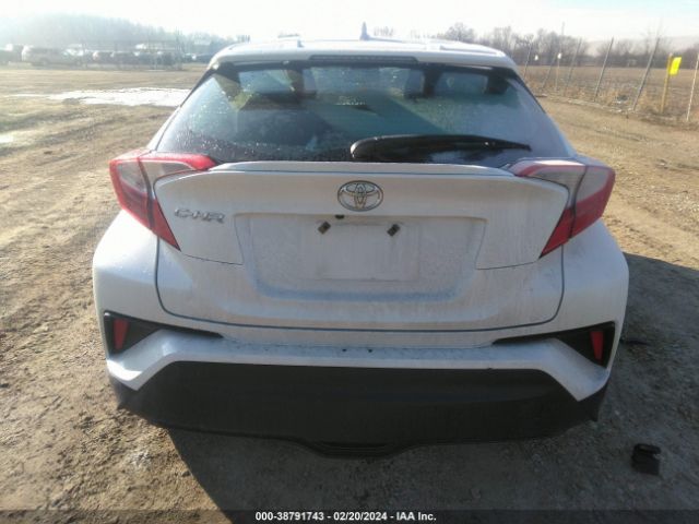 NMTKHMBX7JR030936 Toyota C-HR XLE