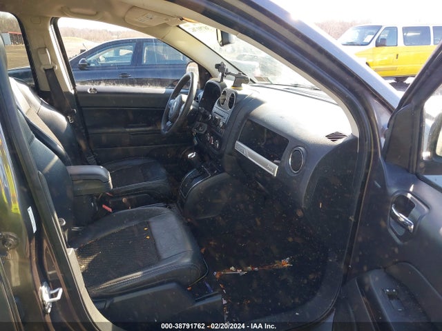Jeep Compass Altitude Edition 2015 1C4NJCBA0FD350496 Image 5