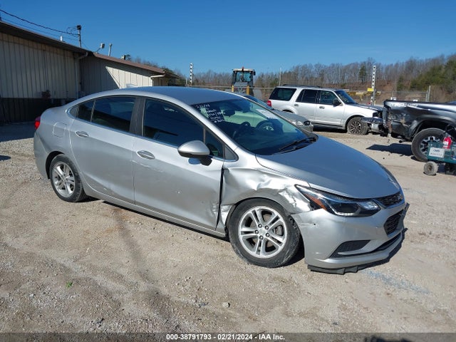 Chevrolet Cruze Lt Auto 2018 1G1BE5SM2J7108760 Image 1