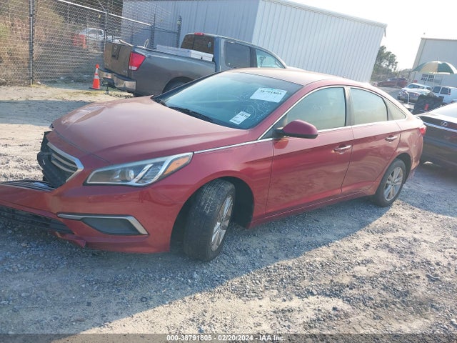 Hyundai SONATA SE 2016 5NPE24AF4GH286250 Image 2