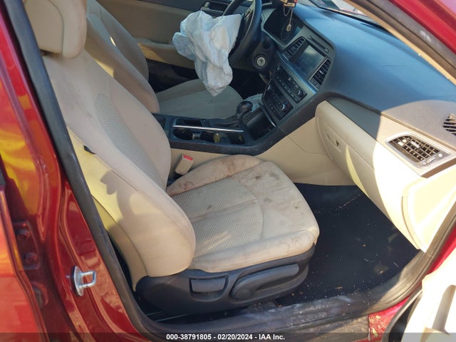 Hyundai SONATA SE 2016 5NPE24AF4GH286250 Image 5