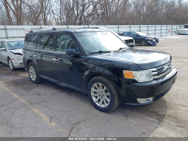 2009 FORD FLEX SEL VIN: 2FMEK62CX9BA11539