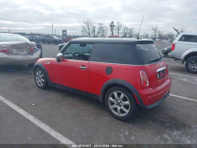 2004 MINI COOPER WMWRC334X4TJ57356 Photo 2