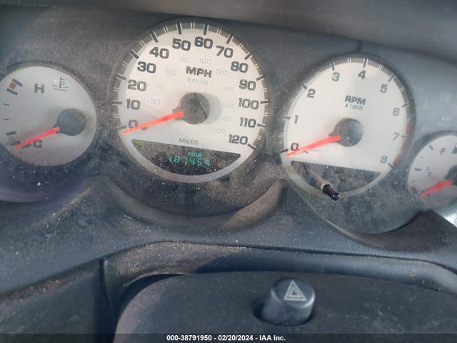 2005 DODGE NEON SXT VIN: 1B3ES56C05D133468