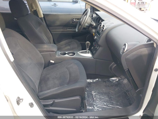 2010 NISSAN ROGUE S VIN: JN8AS5MV6AW135908