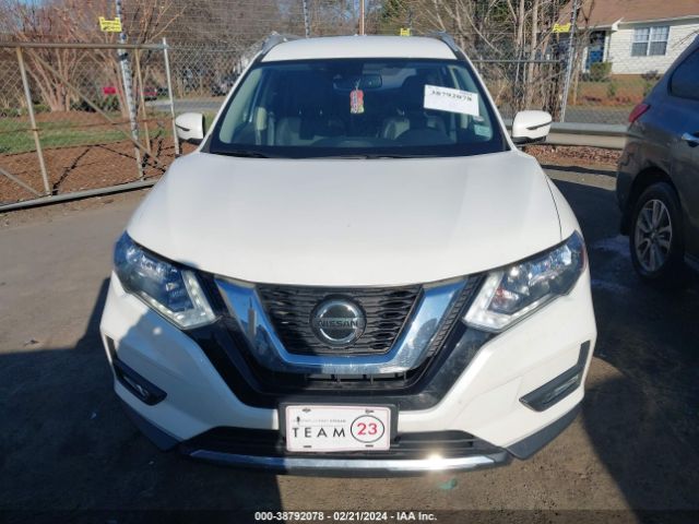 JN8AT2MT7JW456303 Nissan Rogue Sl