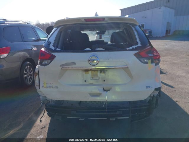 JN8AT2MT7JW456303 Nissan Rogue Sl