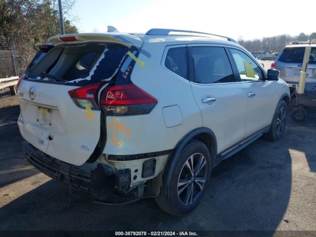 JN8AT2MT7JW456303 Nissan Rogue Sl