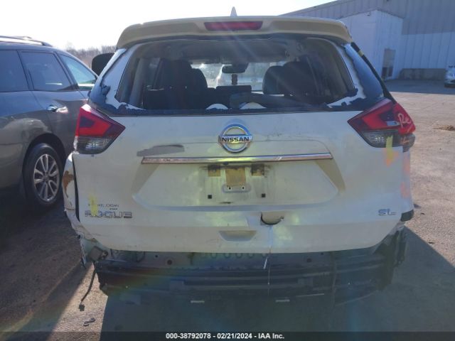 JN8AT2MT7JW456303 Nissan Rogue Sl