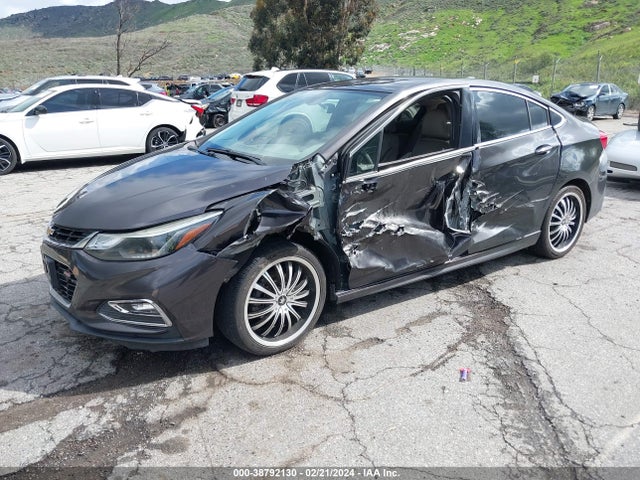 Chevrolet Cruze Premier Auto 2017 1G1BF5SM2H7225939 Image 2