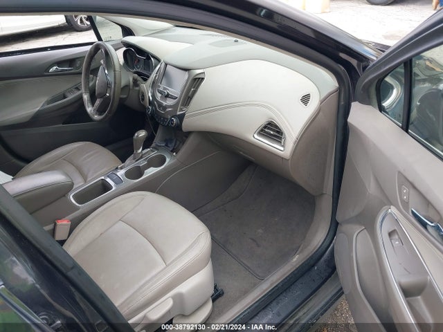 Chevrolet Cruze Premier Auto 2017 1G1BF5SM2H7225939 Image 5