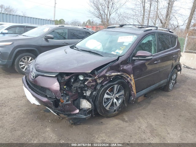 Toyota Rav4 Xle 2016 2T3RFREV6GW501558 Image 2