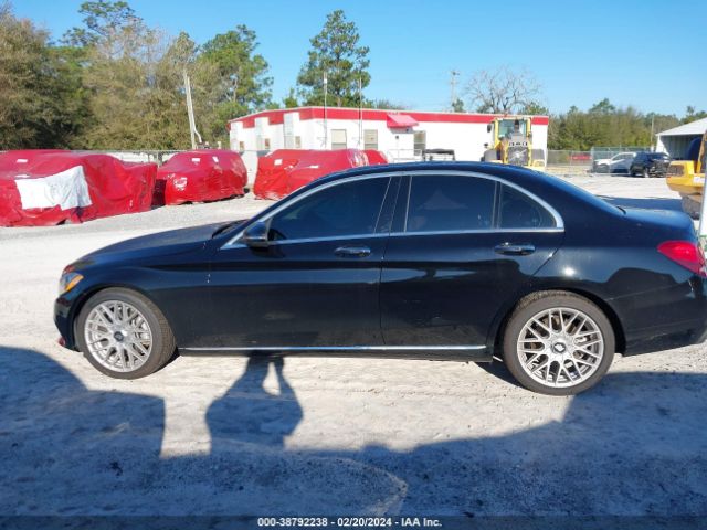 WDDWF4JB1HR260680 Mercedes-Benz C 300 Luxury/sport
