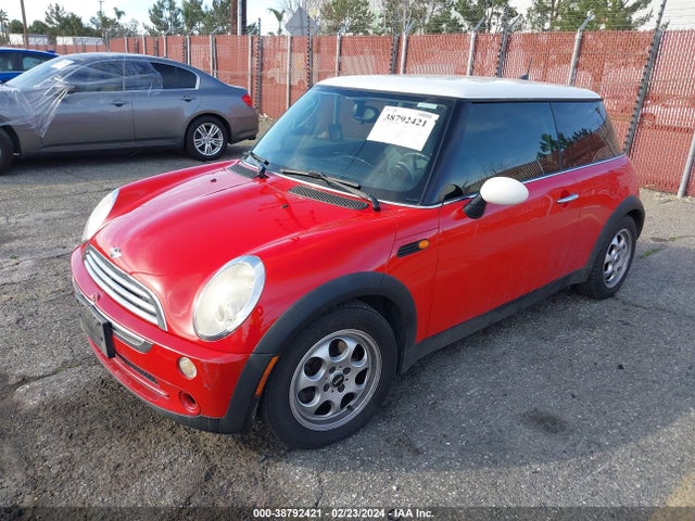 2005 MINI COOPER WMWRC33485TJ66266 Photo 1