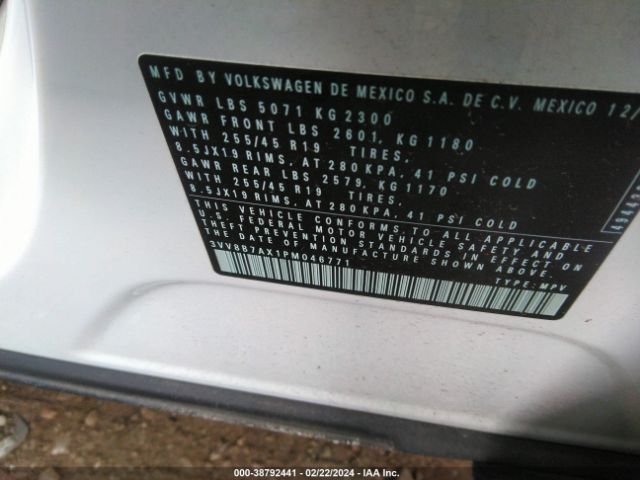 3VV8B7AX1PM046771 Volkswagen Tiguan 2.0t Se R-line Black