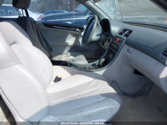 2002 MERCEDES-BENZ CLK 430 WDBLK70G92T120778 Photo 4