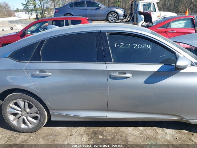 Honda ACCORD LX 2019 1HGCV1F13KA144810 Image 13