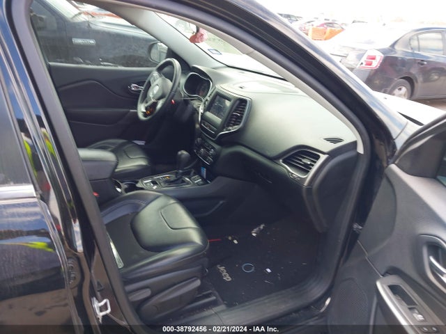 1C4PJLLB3KD110644 Jeep Cherokee Latitude Plus Fwd
