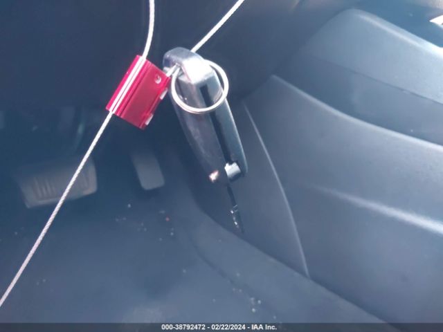 3KPF24AD9NE428256 KIA Forte Lxs