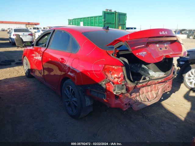 3KPF24AD9NE428256 KIA Forte Lxs