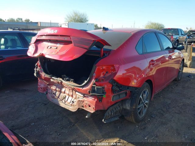 3KPF24AD9NE428256 KIA Forte Lxs