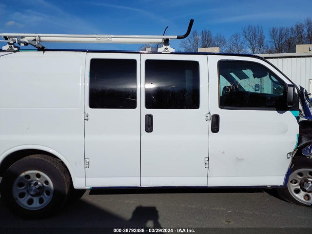 Chevrolet Express 1500 Work Van 2014 1GCSGAFX9E1199176 Image 13