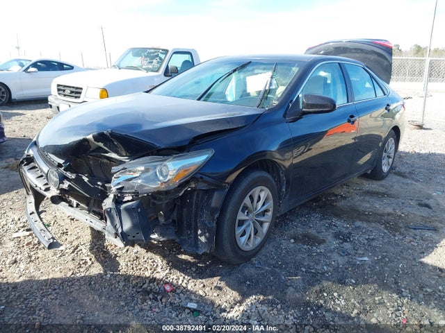 Toyota CAMRY LE 2016 4T1BF1FK6GU144303 Image 2