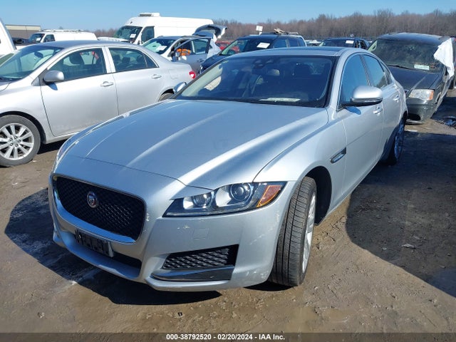 2017 JAGUAR XF SAJBR4BV2HCY33244 Photo 1