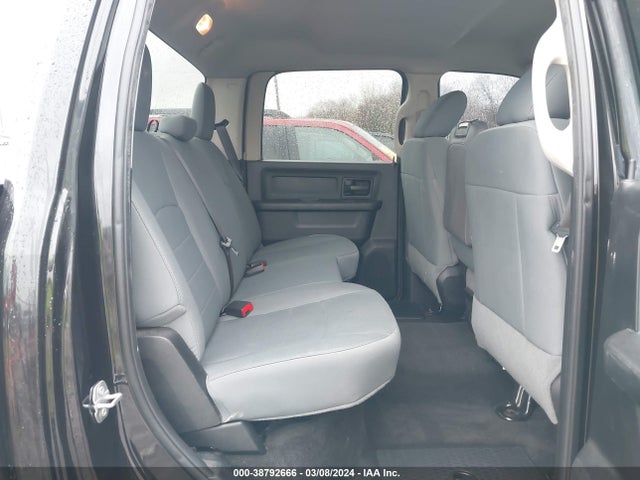 RAM 1500 Express  4x4 5'7 Box 2017 3C6RR7KT0HG746833 Image 8