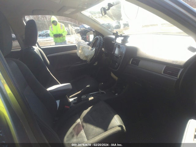 Mitsubishi Outlander Se 2016 JA4AZ3A36GZ013615 Image 5