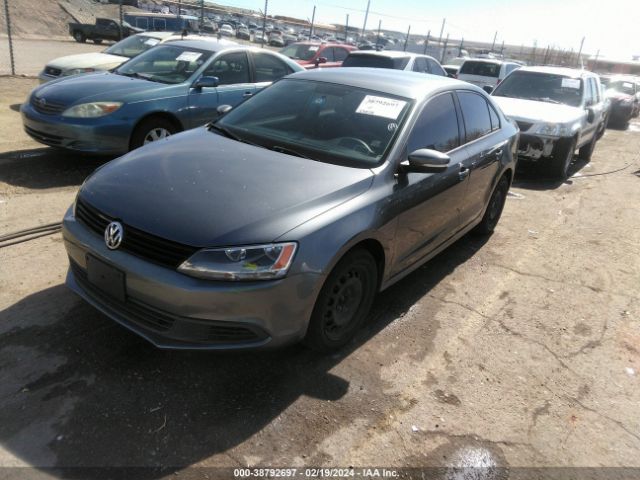 3VWD17AJ8EM228067 Volkswagen Jetta 1.8t Se