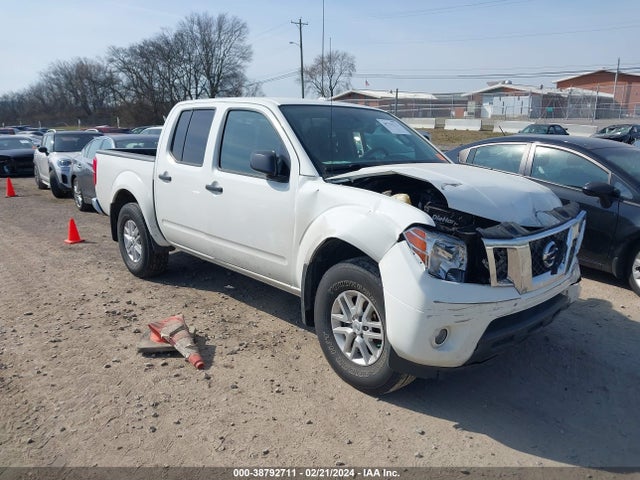 2015 1N6AD0EV0FN711543 main image