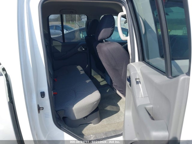 Nissan Frontier Sv 2015 1N6AD0EV0FN711543 Image 8
