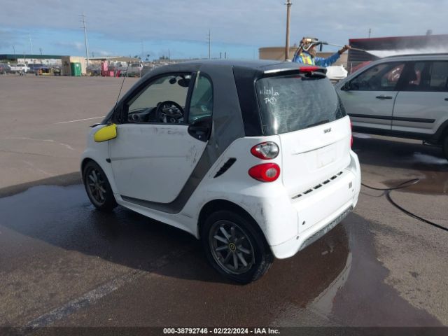 WMEEJ3BA3EK742433 Smart Fortwo Passion/pure