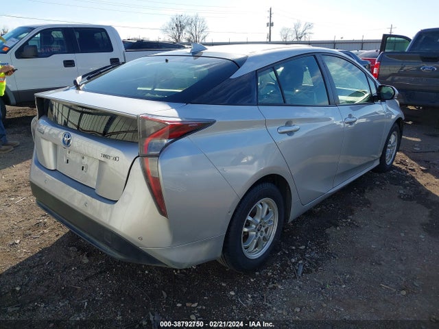 Toyota Prius Two 2017 JTDKBRFU2H3051365 Image 4