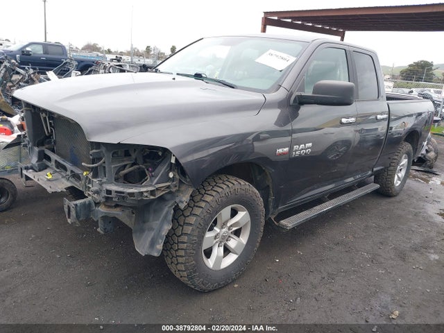 1C6RR7GT8JS106277 RAM 1500 Slt Quad Cab 4x4 6'4 Box