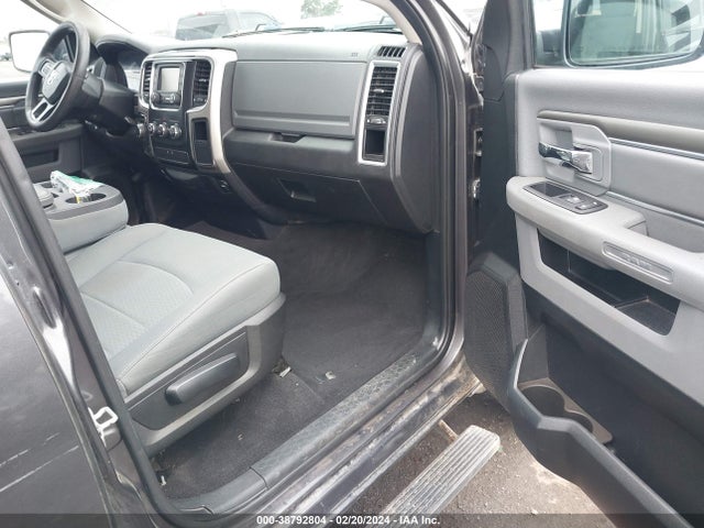 1C6RR7GT8JS106277 RAM 1500 Slt Quad Cab 4x4 6'4 Box