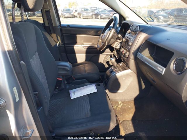 1C4NJDBB1ED505943 Jeep Compass Sport