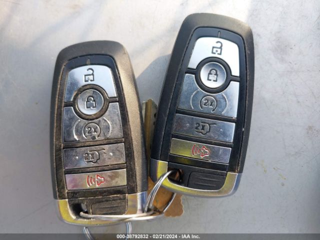 1FM5K8D84KGA45611 Ford EXPLORER XLT