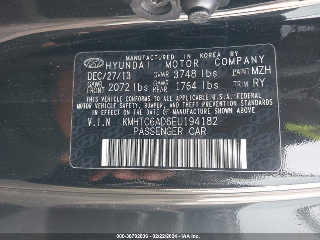 Hyundai Veloster Base W/red 2014 KMHTC6AD6EU194182 Image 9