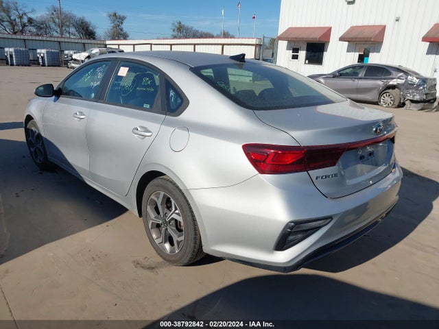 2021 KIA FORTE LXS VIN: 3KPF24ADXME352965